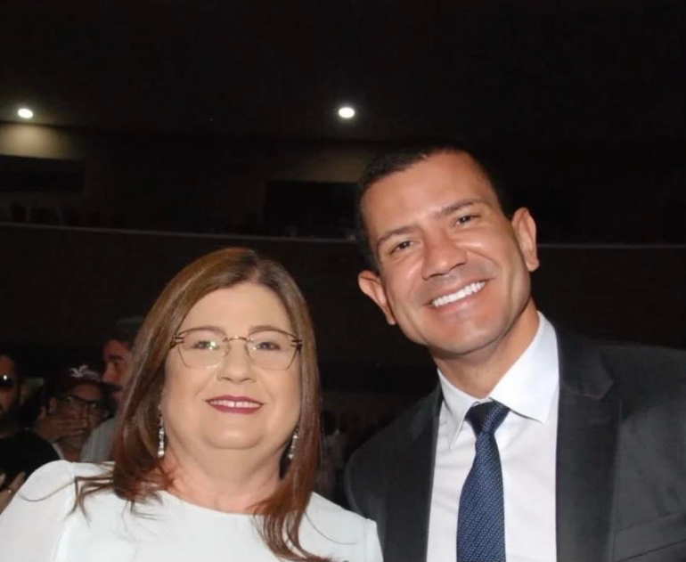 Rosinha nega apoio a Douglas Ruas e reforça alinhamento com Garotinho