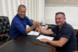 Com apoio do prefeito, Thiago Virgílio monta time forte na disputa por vaga na Alerj