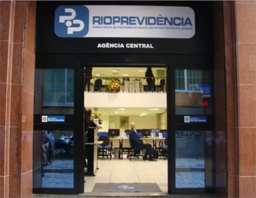 Governador em exercício do RJ exonera presidente do Rioprevidência Governador em exercício do RJ exonera presidente do Rioprevidência