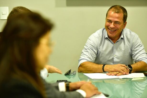 Primeiros atos de Frederico Paes têm reestruturação administrativa e nomeações