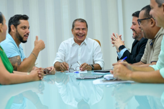 Prefeito de Campos anuncia processo seletivo da Assistência Social com 236 vagas