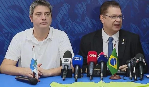 PL, PP e União cobram que Douglas Ruas assuma o governo e cogitam obstruir votações no Congresso