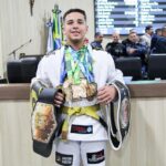 Aos 10 anos, atleta campista domina competições de jiu-jitsu