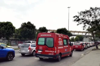 Falta de ambulância no quartel de Guarus está comprometendo atendimento do Corpo de Bombeiros em acidentes na RJ-224