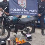 Perseguição policial termina com acidente após suspeitos furtarem loja de celulares em Campos