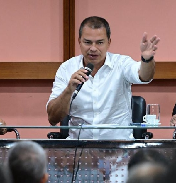 Frederico Paes: “Povo não quer ficar recebendo assistência a vida toda. Vamos trabalhar para gerar empregos”