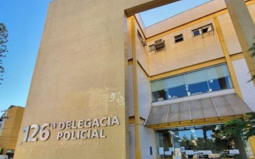 Mãe e filho acusados de fraudes em aluguéis e vendas de imóveis são presos em Cabo Frio; vítimas incluem famílias de Campos