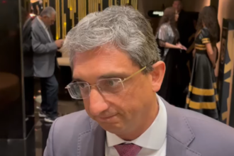 Secretário da Casa Civil faz limpa e exonera 116 servidores do Estado do Rio