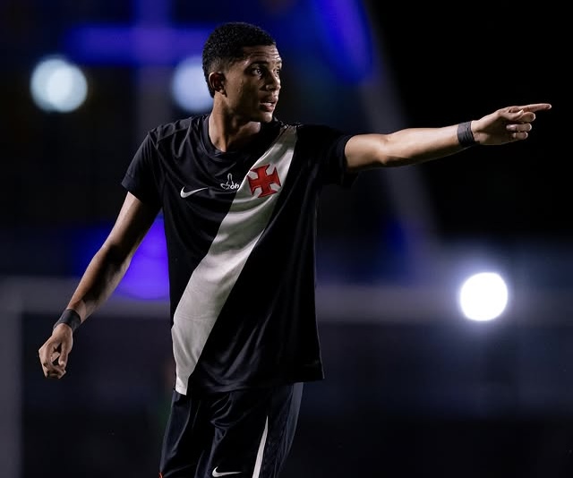Zagueiro campista é convidado para treinar com a Seleção Brasileira durante preparação para a Copa do Mundo