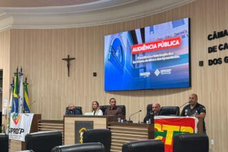 Audiência Pública expõe crise na PreviCampos e debate valorização dos servidores