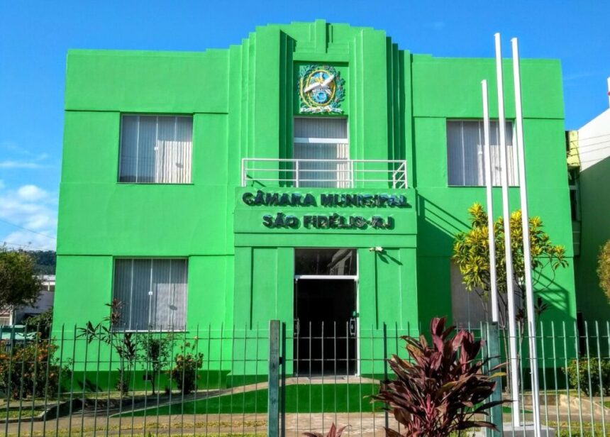 MPRJ cumpre mandados de busca em investigação sobre ‘rachadinha’ na Câmara de São Fidélis