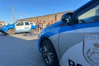 Passageiro de carro de aplicativo é executado a tiros em Guarus e motorista acaba atingido