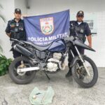 Suspeito de roubar arma de PM e participar de outros assaltos tem moto apreendida em Campos