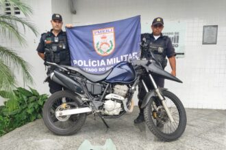 Suspeito de roubar arma de PM e participar de outros assaltos tem moto apreendida em Campos