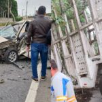 Grave acidente envolvendo carreta e carro é registrado em Campos