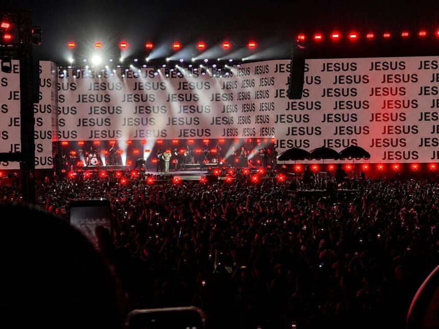Marcha para Jesus 2026 reúne multidão e transforma o Centro do Rio em um grande ato de fé Marcha para Jesus 2026 reúne multidão e transforma o Centro do Rio em um grande ato de fé