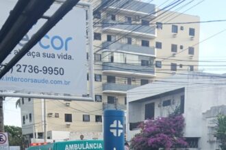 Prefeitura de Campos nega multa e explica abordagem a ambulância no Centro