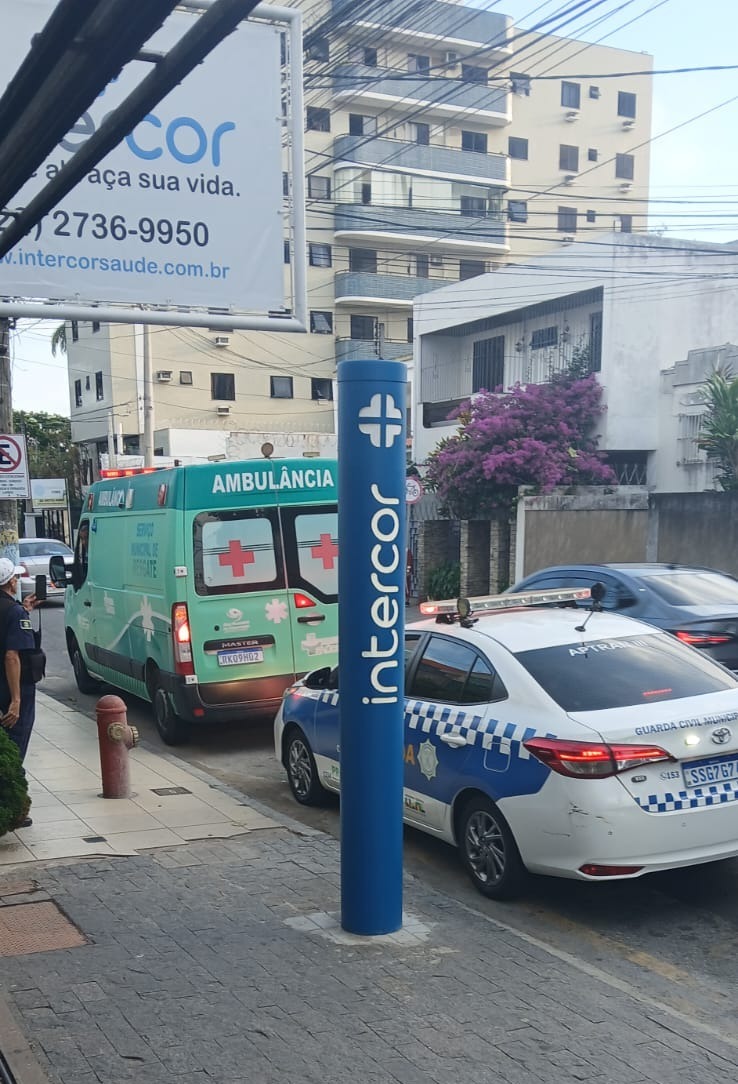 Prefeitura de Campos nega multa e explica abordagem a ambulância no Centro