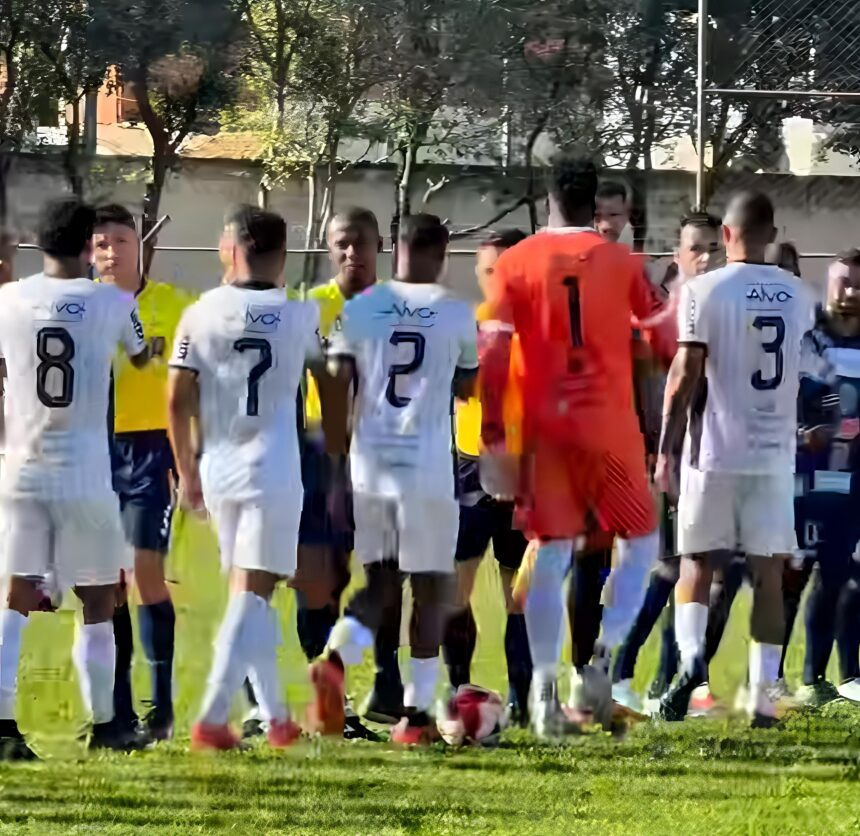 Americano e Macaé ficam no 0 a 0 em jogo de ida da Copa Rio Americano e Macaé ficam no 0 a 0 em jogo de ida da Copa Rio