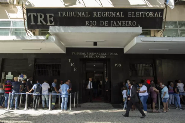 Tribunal Eleitoral do Rio promove rodízio e nomeia 60 juízes para zonas eleitorais