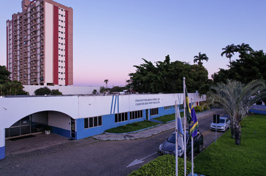 Prefeitura de Campos decreta ponto facultativo na segunda (29) devido ao jogo da Seleção Brasileira