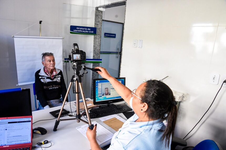 Detran RJ adota medidas para facilitar o acesso de idosos e outras pessoas com prioridade à carteira de identidade Detran RJ adota medidas para facilitar o acesso de idosos e outras pessoas com prioridade à carteira de identidade