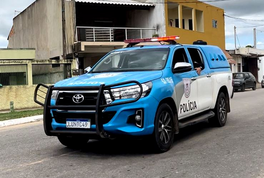 Homem é preso após tentar matar a companheira e incendiar casa em Grussaí