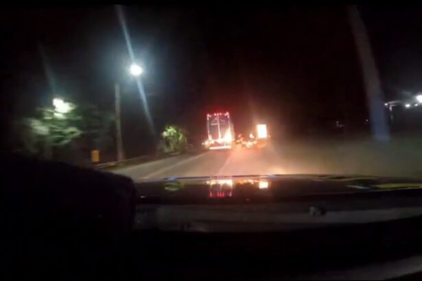 Motorista com carro furtado tenta fugir de abordagem da PRF mas acaba preso na BR-101 em Campos