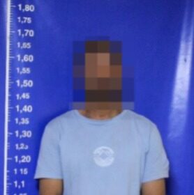 Homem é preso em Campos após espancar e ameaçar mulher de morte durante crise de ciúmes