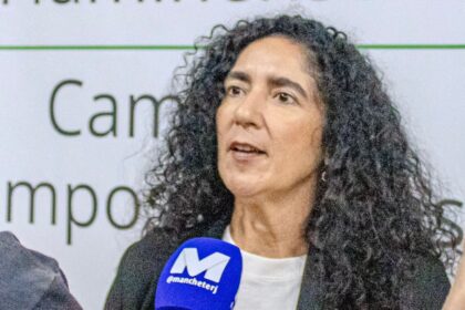 Deputada Marina do MST ministra palestra sobre agroecologia para alunos do IFF Guarus