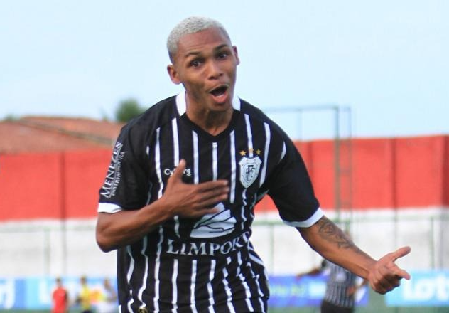 Lekinho decide mais uma vez e se firma como talismã do Americano Lekinho decide mais uma vez e se firma como talismã do Americano