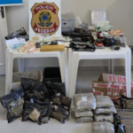 PF prende homem em flagrante por tráfico de drogas em Campos