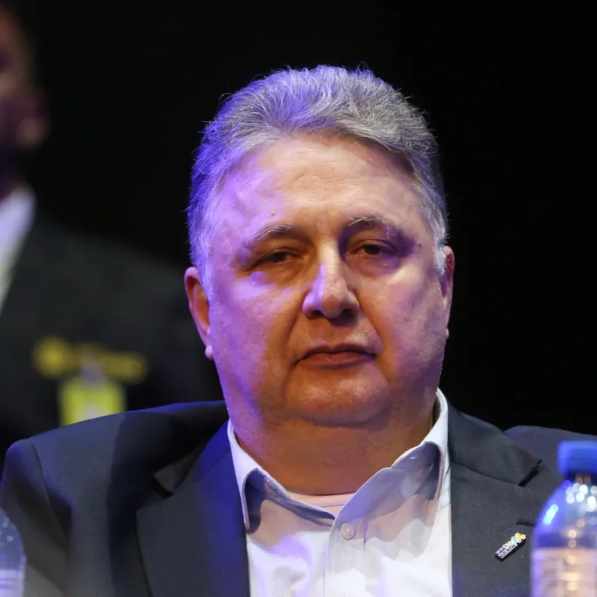 Anthony Garotinho avisa ao Republicanos que não vai disputar uma vaga de deputado: ‘só serei candidato a governador’ Anthony Garotinho avisa ao Republicanos que não vai disputar uma vaga de deputado: ‘só serei candidato a governador’