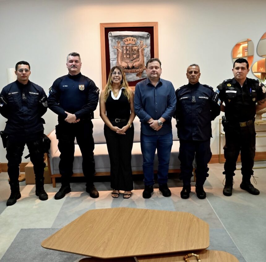 Carla Caputi reforça parceria com a Polícia Militar para ampliar ações de segurança em SJB