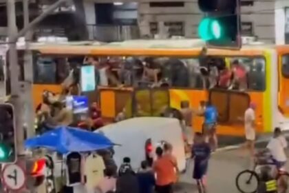 Copacabana tem tumulto e ônibus vandalizados pelo segundo dia seguido