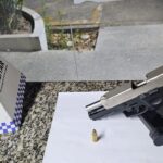 Homem é preso por porte ilegal de arma antes do show de MC Poze em Campos