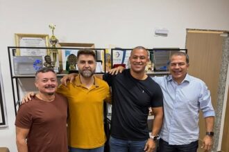 Kassiano Tavares retira candidatura a deputado estadual e oficializa apoio a Thiago Virgílio