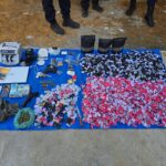 Operação termina com cinco suspeitos detidos e grande apreensão de armas e drogas em Itaperuna