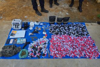 Operação termina com cinco suspeitos detidos e grande apreensão de armas e drogas em Itaperuna