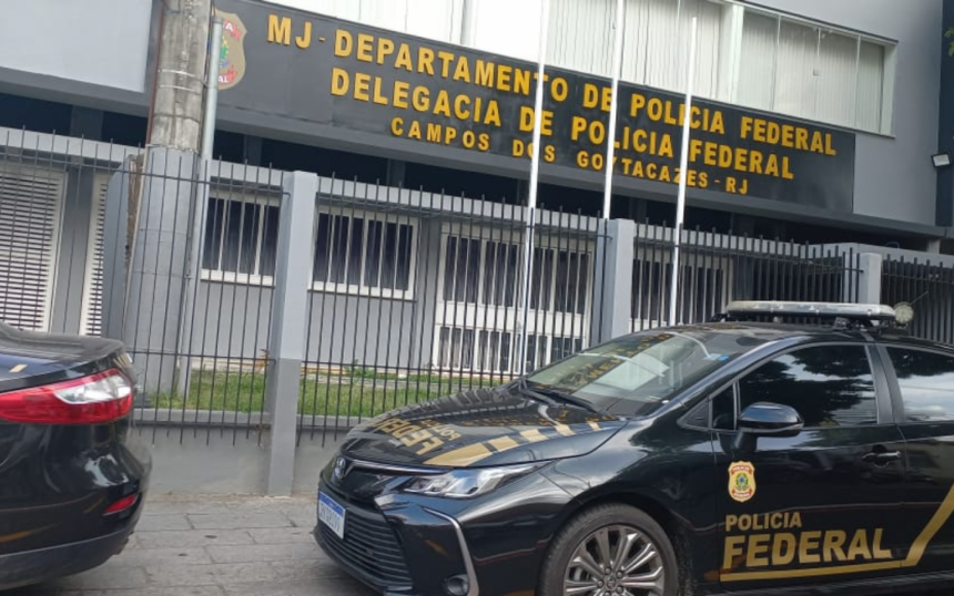 Polícia Federal apreende R$ 500 mil em espécie com empresário e ex-vereador de SFI na Pelinca Polícia Federal apreende R$ 500 mil em espécie com empresário e ex-vereador de SFI na Pelinca