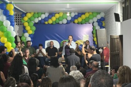 Carla Machado inaugura sede do PSD em São João da Barra e anuncia lançamento de candidatura