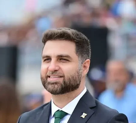 Pesquisa Vetor Arrow: Wladimir Garotinho em 5º para deputado federal