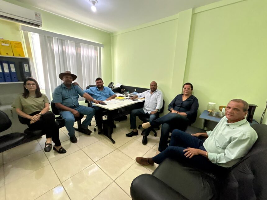 Com André de Paulo candidato à presidência, vereadores formam maioria para eleição da Câmara de Quissamã Com André de Paulo candidato à presidência, vereadores formam maioria para eleição da Câmara de Quissamã