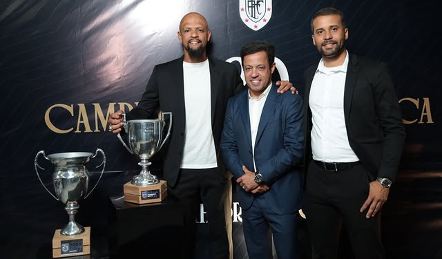 Americano celebra título e acesso em festa, mas já mira a primeira divisão Americano celebra título e acesso em festa, mas já mira a primeira divisão