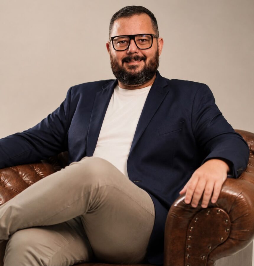 Quem constrói uma campanha? Conheça trabalho de campista que atua como estrategista político nos bastidores das eleições