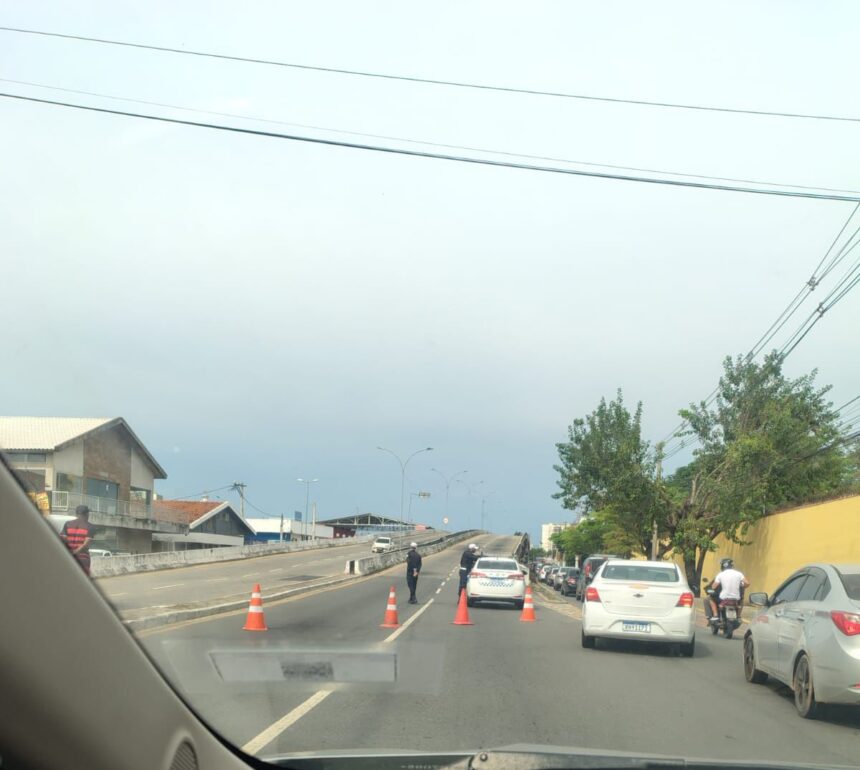 Saiba por que trecho da Ponte Rosinha, em Campos, está interditado nesta manhã Saiba por que trecho da Ponte Rosinha, em Campos, está interditado nesta manhã