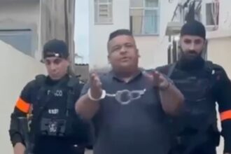 Pastor tenta fugir pelo telhado, acaba preso e desabafa: “Pastor está sendo preso, Jesus”