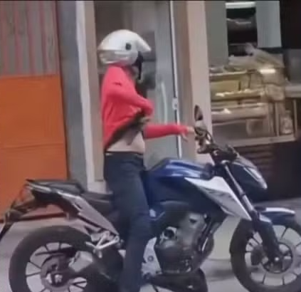 VÍDEO: Assaltante não consegue fugir após ter chave de moto usada em crimes furtada e acaba preso no Rio