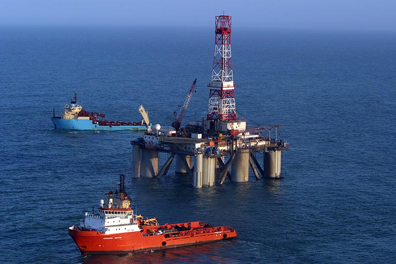 Macaé está no centro do novo ciclo do petróleo, aponta anuário da Firjan Macaé está no centro do novo ciclo do petróleo, aponta anuário da Firjan