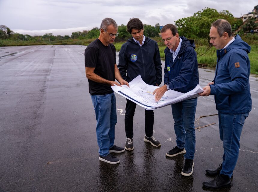 Eduardo Paes apresenta propostas de BRT e parque público para a Baixada Fluminense Eduardo Paes apresenta propostas de BRT e parque público para a Baixada Fluminense